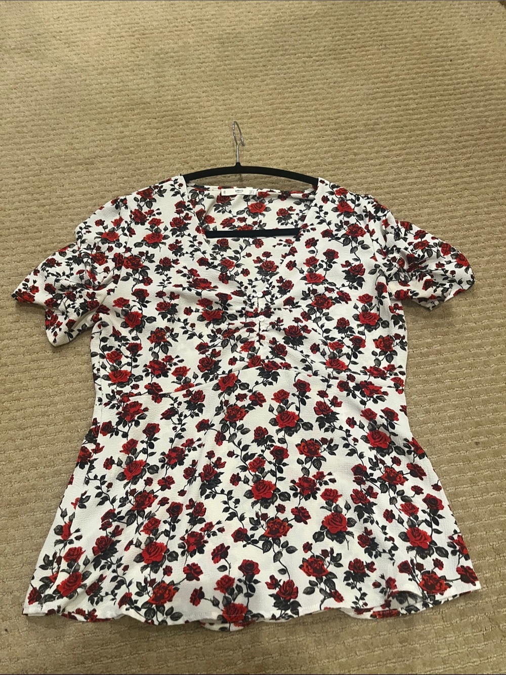 Mango White Red Floral Blouse with Red Rose Print and Subtly Ruched Sleeves